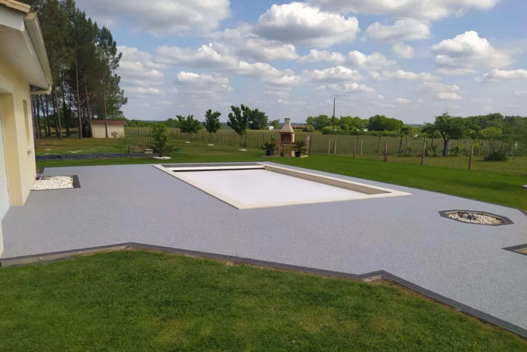 plage piscine terasse moquette de pierre
